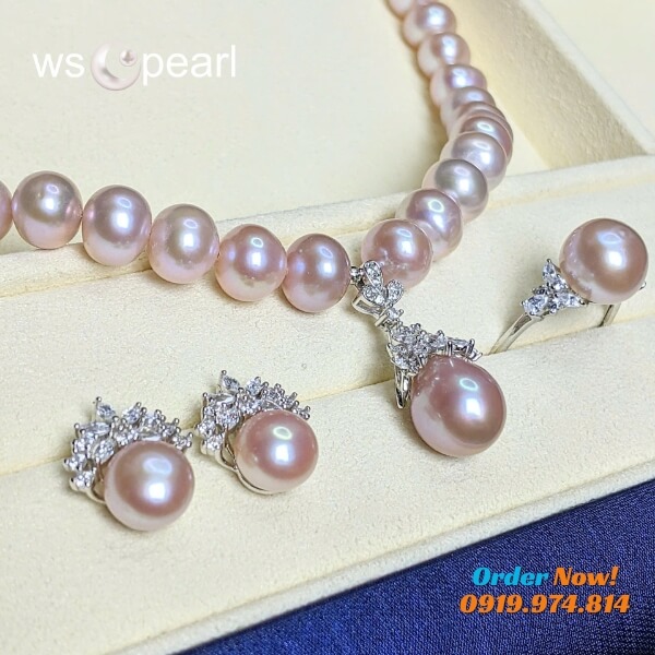 Bộ ngọc trai màu hồng sang trọng Bộ ngọc trai màu hồng sang trọng