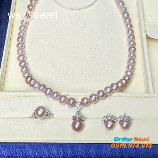 Bộ ngọc trai màu hồng Bộ ngọc trai màu hồng